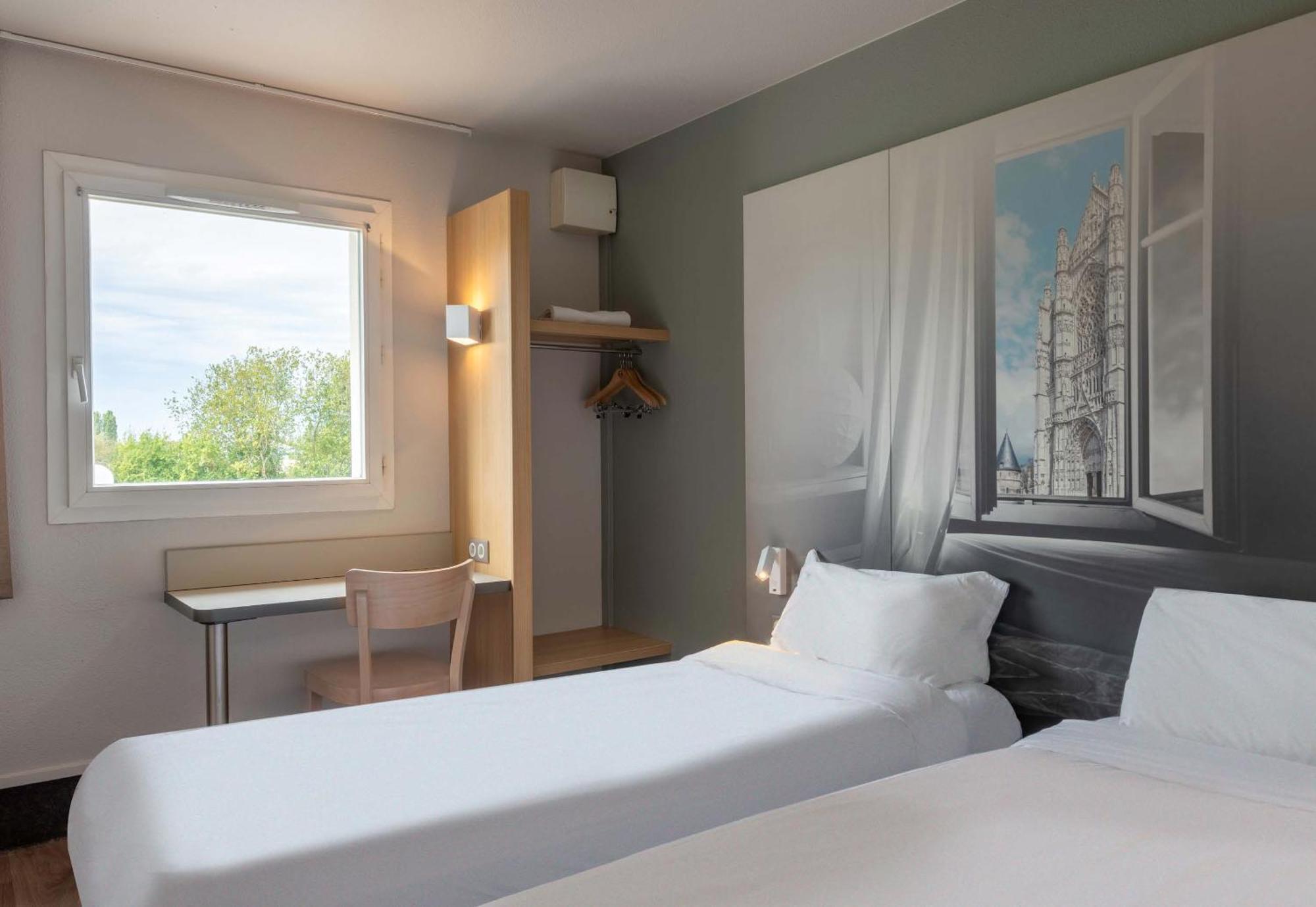 B&B Hotel Beauvais Allonne  Экстерьер фото