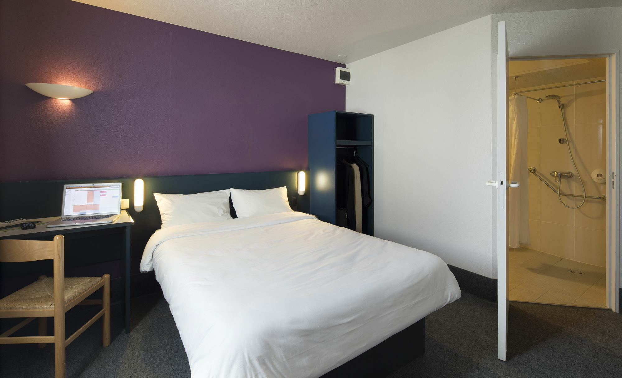 B&B Hotel Beauvais Allonne  Экстерьер фото