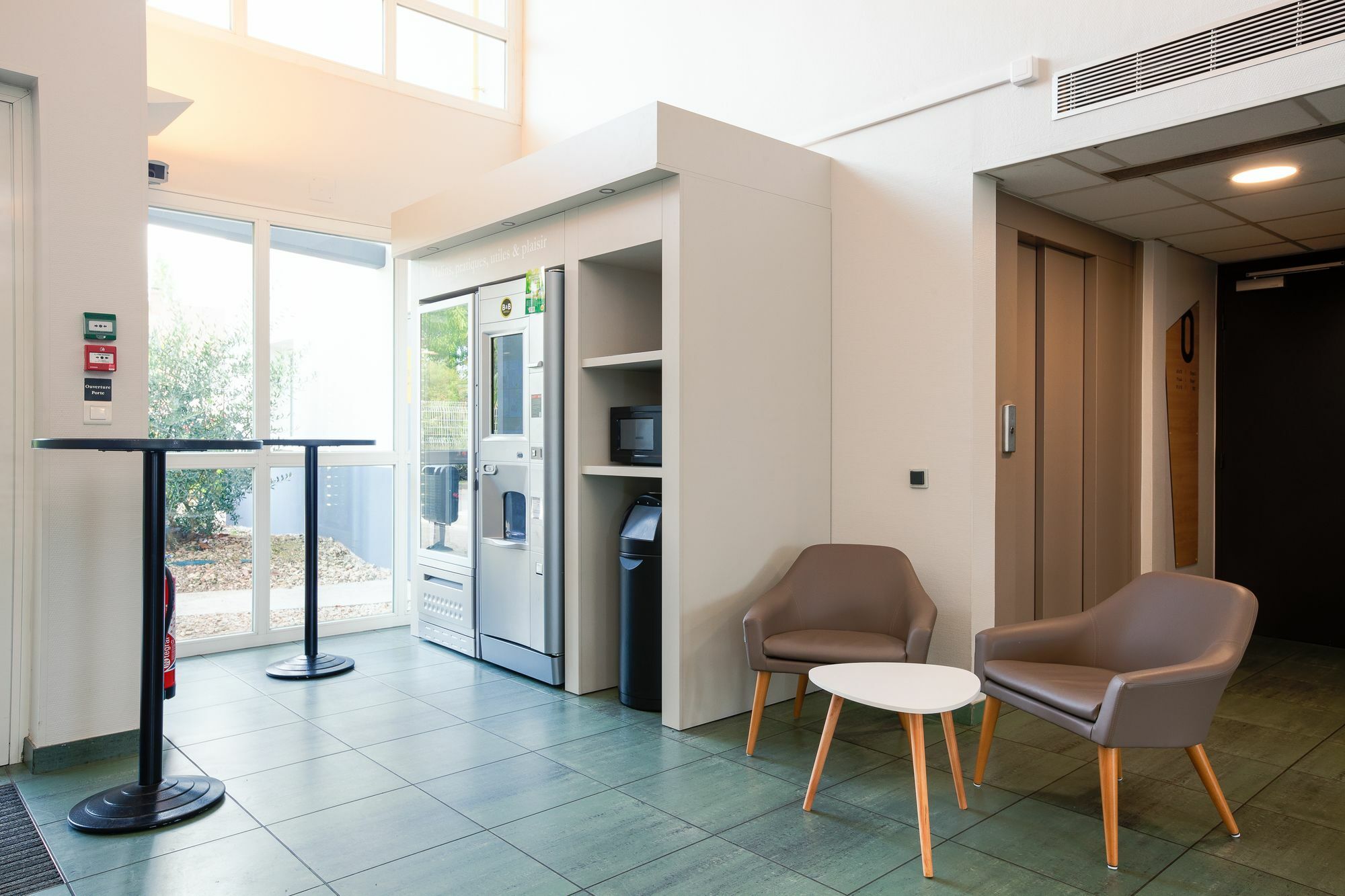 B&B Hotel Beauvais Allonne  Экстерьер фото